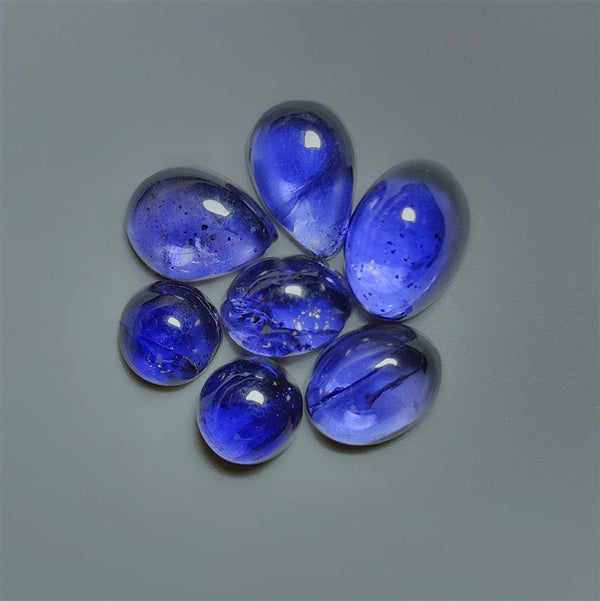Gemmy Iolite Cabochon Smalls Lot